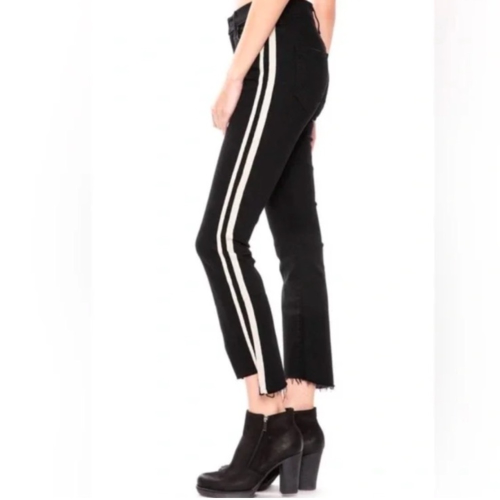 MOTHER Insider Crop Step Fray Jeans in Guilty Racer Stripe Size 25 Black